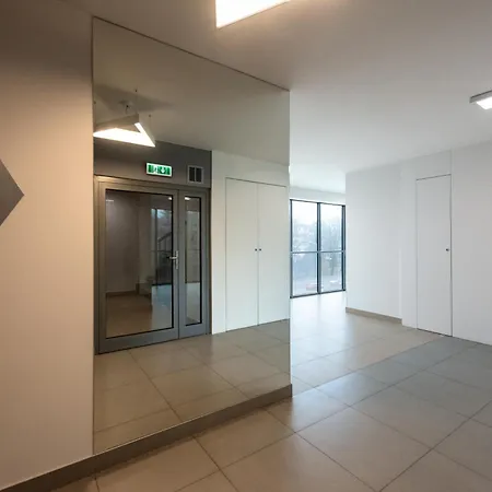 Blue Pearl 2 Down Town 4 Persons Balcony Free Parking Krakow