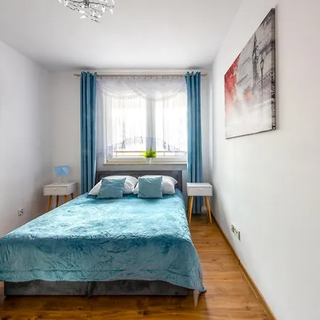 Apartment Blue Pearl 2 Down Town 4 Persons Balcony Free Parking *