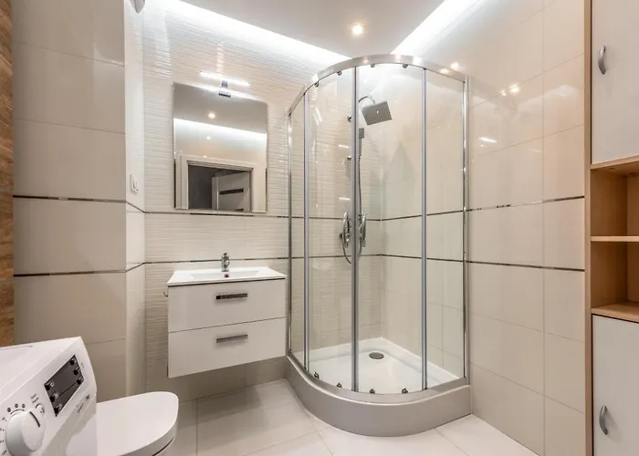 Blue Pearl 2 Down Town 4 Persons Balcony Free Parking